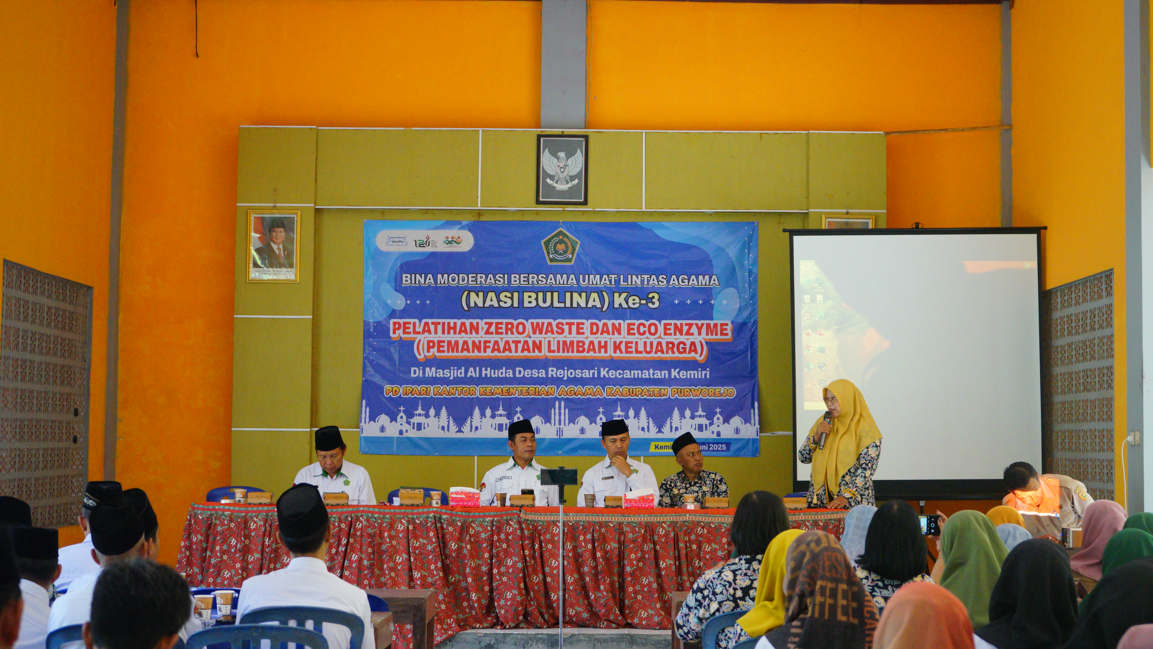 IPARI Adakan Pelatihan Pemanfaatan Limbah Keluarga